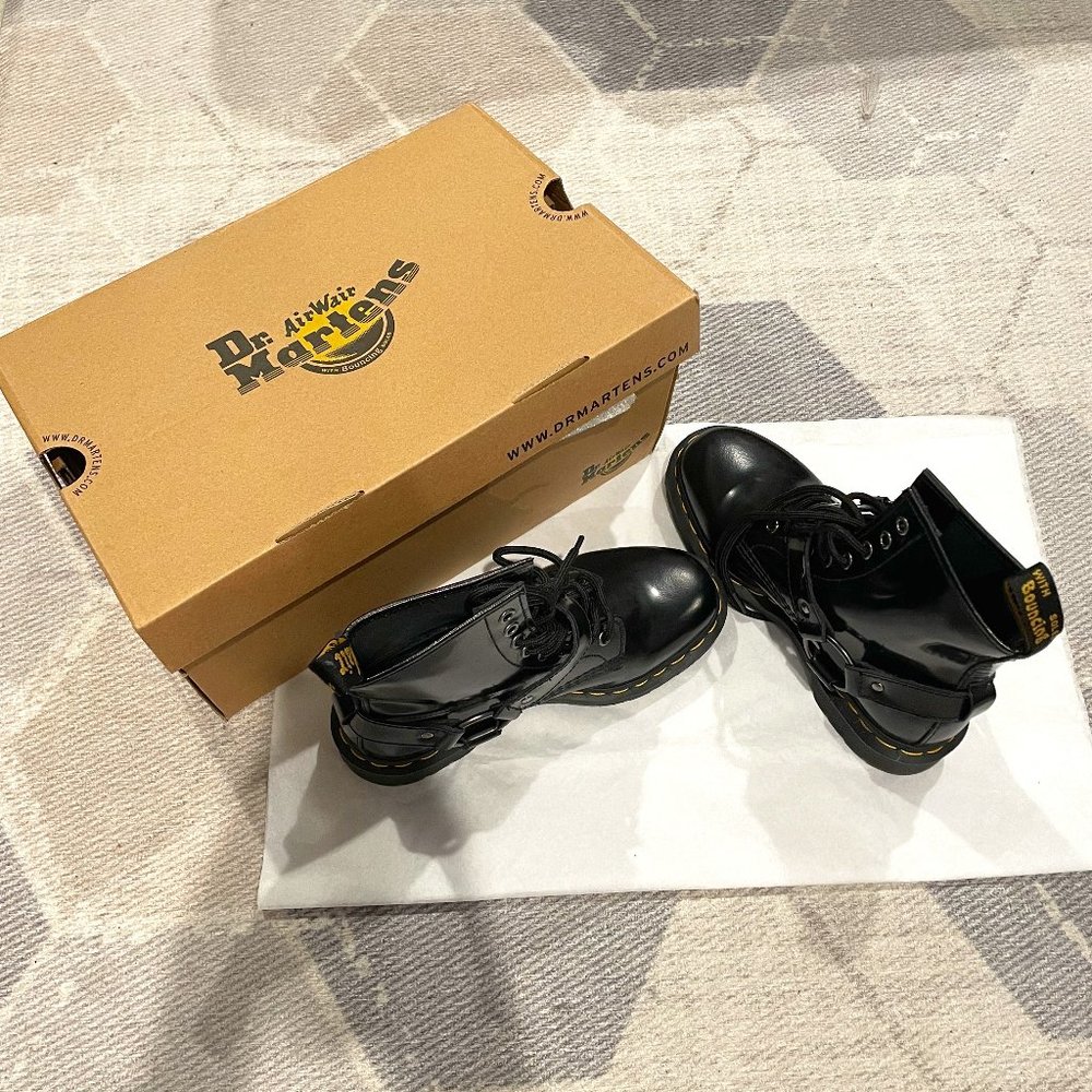 Dr. Martens 1460 Harness - Black size US 6 women/5 men, EU 37 - Picture 3 of 5